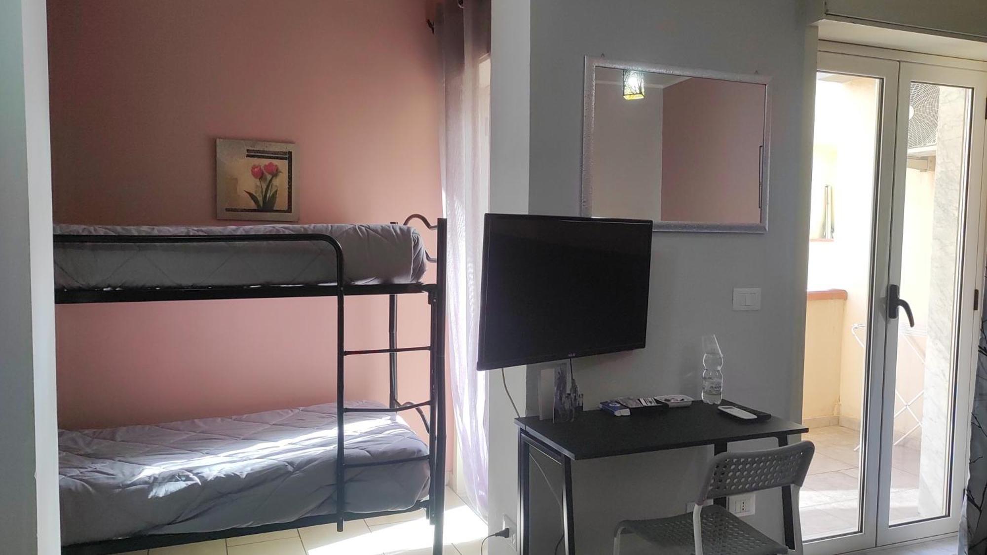 Bed And Breakfast Oasi Reggio di Calabria Værelse billede